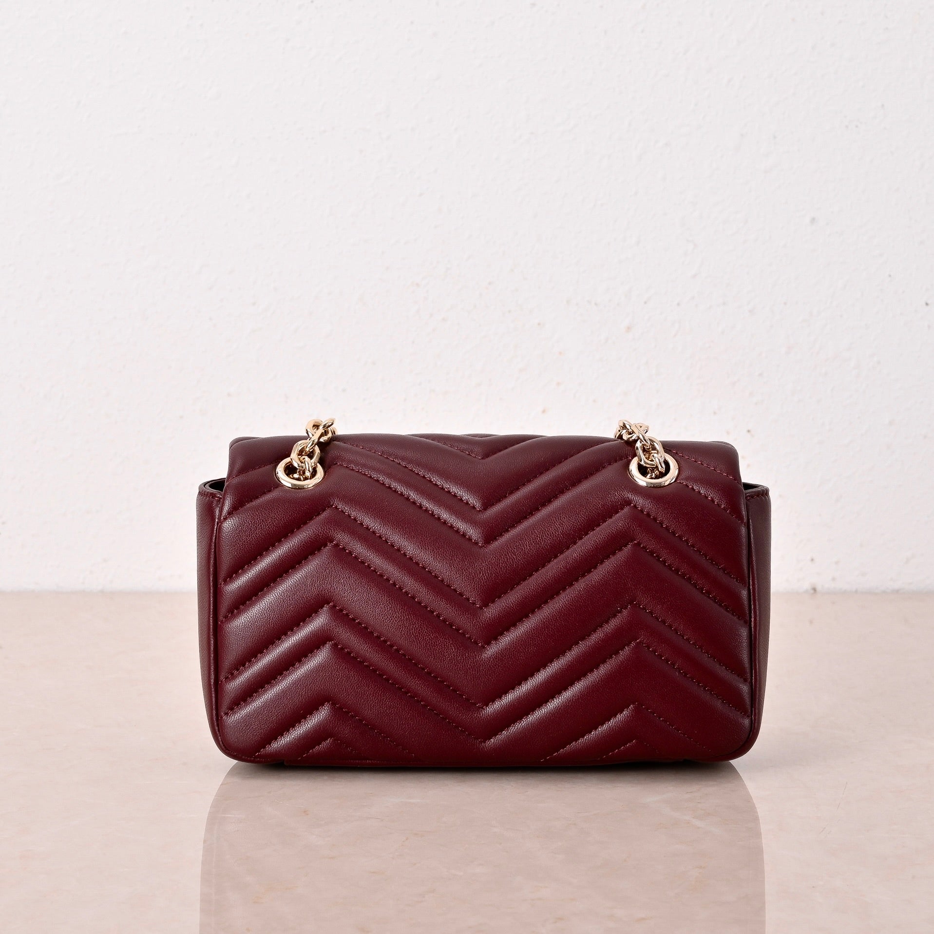 Gucci GG Marmont Crystal Shoulder Bag – 837280